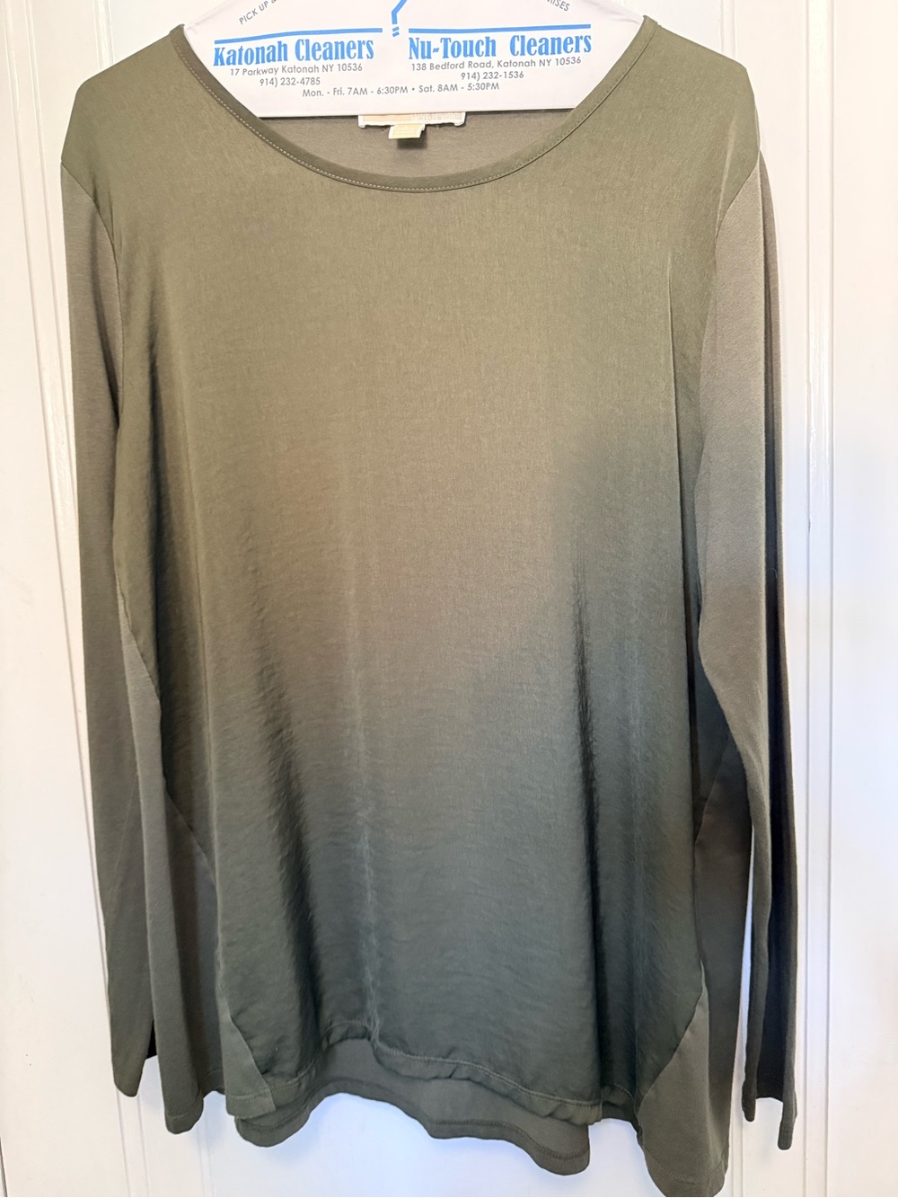 Michael Kors Long Sleeve Top in Green Like New